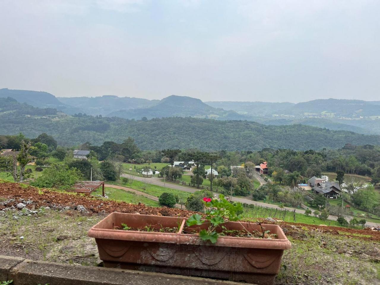 Residenciais Encantos Da Linha Bonita - Possui Uma Vista Maravilhosa Gramado Bagian luar foto